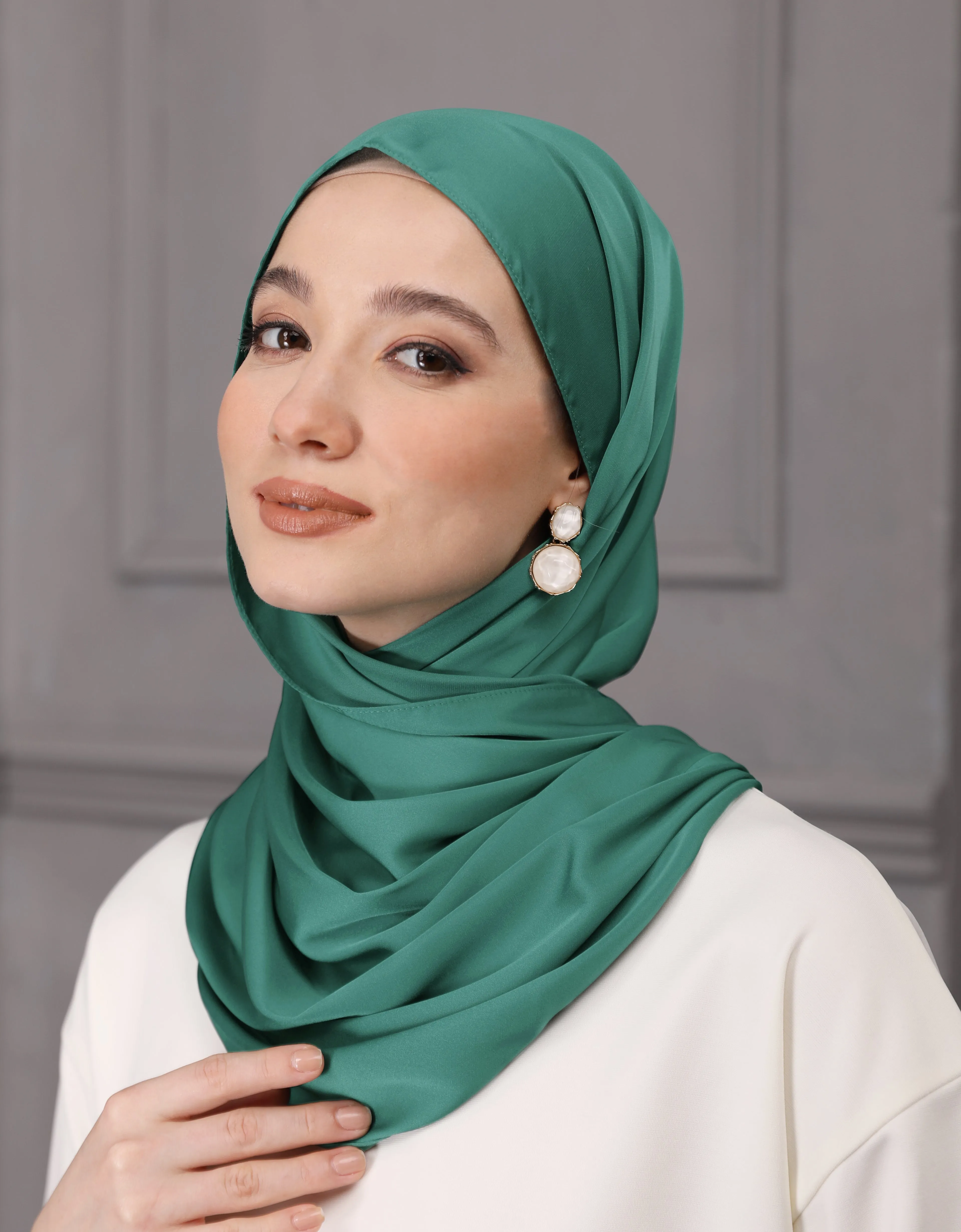EVELYN SHAWL (SPRING GREEN)
